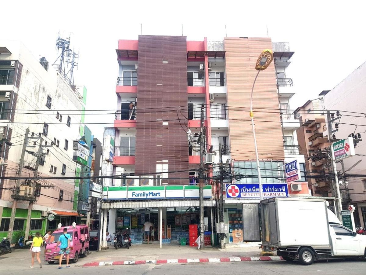 Patong Bay Inn Buitenkant foto