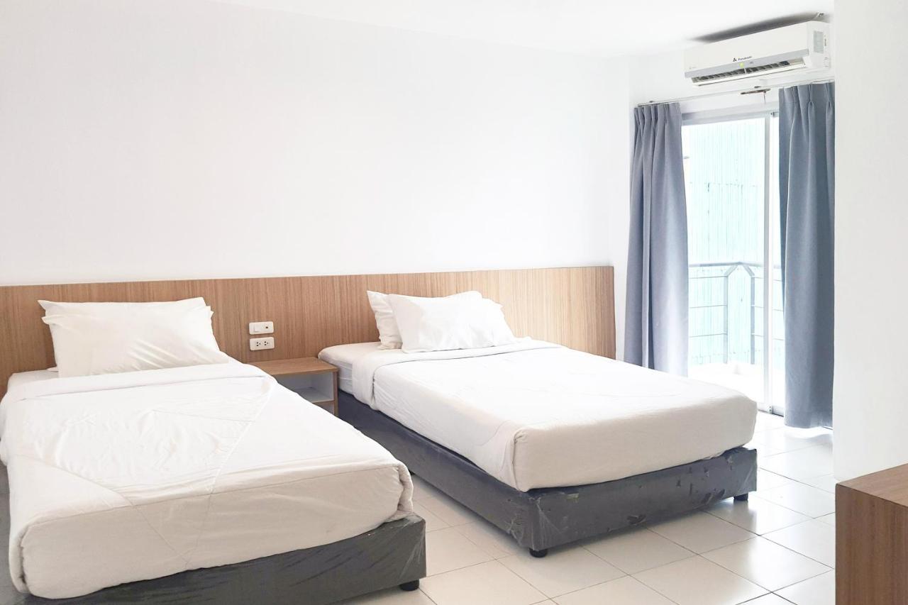 Patong Bay Inn Buitenkant foto